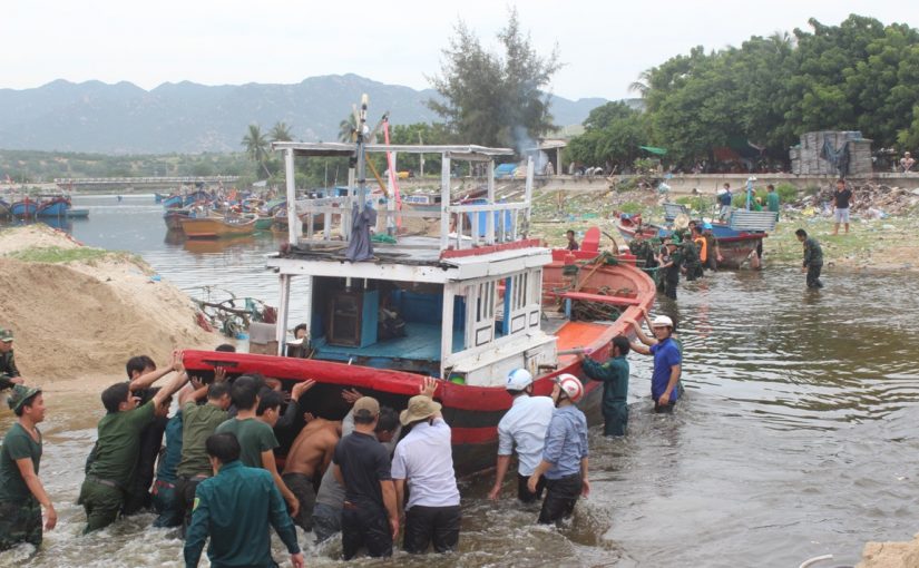 Ninh Thuận cấm tàu thuyền ra biển từ 18 giờ tối nay
